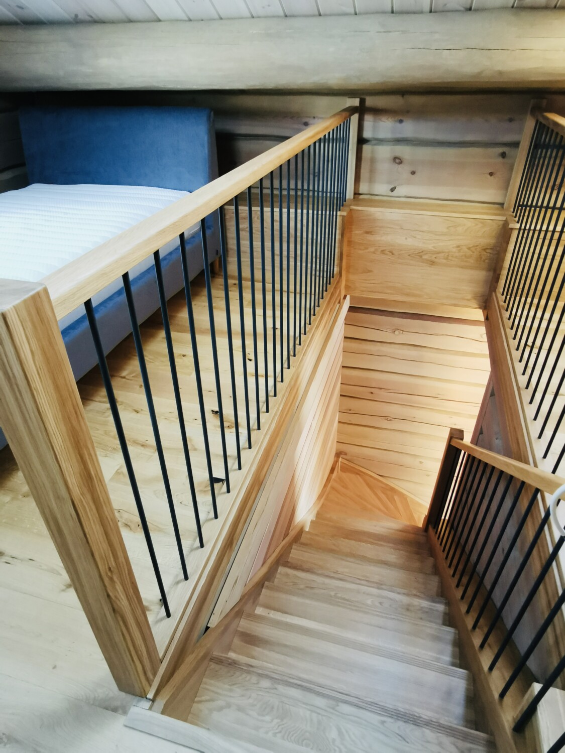 Tammest trepp 12mm terasest piiretega-4